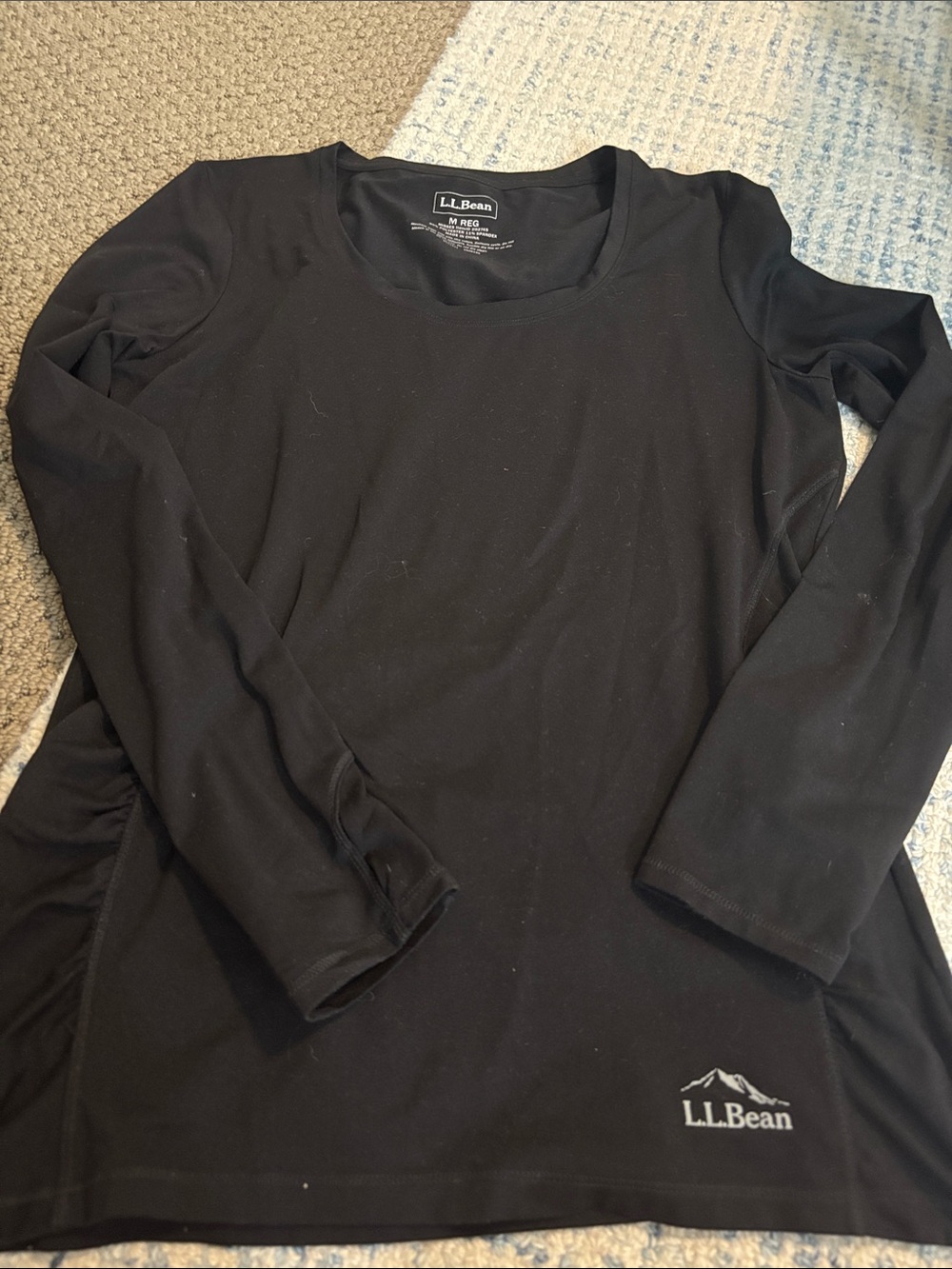 L.L. Bean Women's Black Long-Sleeve Scoop Neck Performance Tee